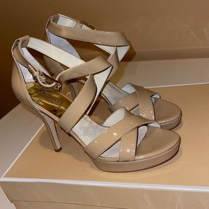 michael kors heels